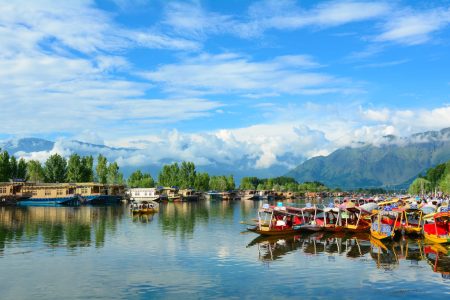 Where to Travel – South India vs North India?